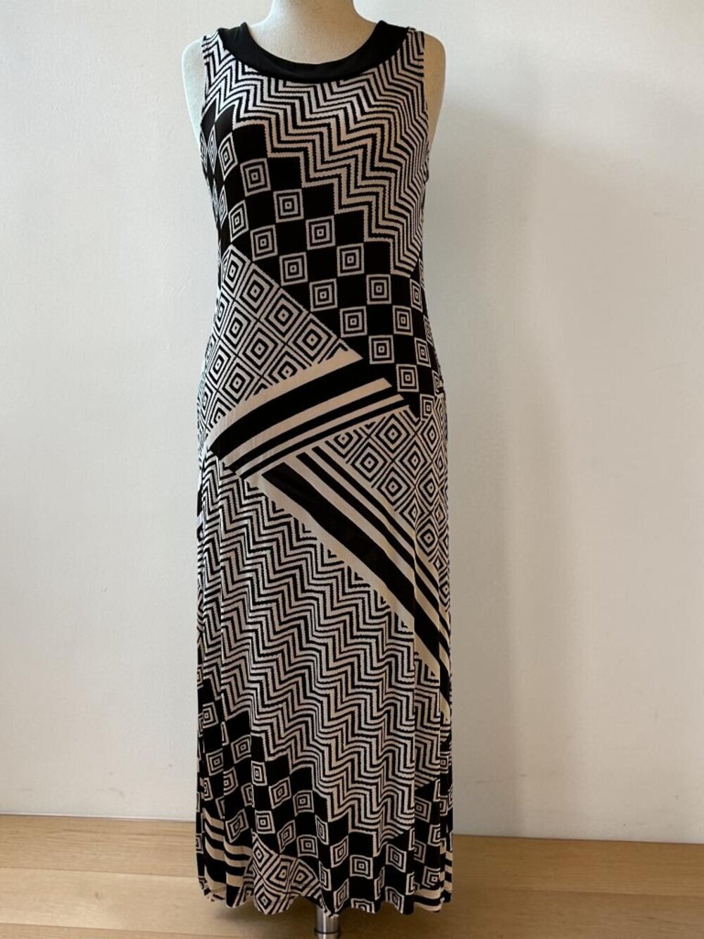 Chico's Maxi Dress Size 1 US 8/10 White and Brown